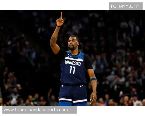 森林狼新赛季备战热情高涨爱德华兹迪文里德训练照展笑颜 森林狼新赛季备战热情高涨爱德华兹迪文里德训练照展笑颜