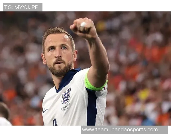 凯恩称穆西亚拉在场上能改变球队踢法提升进攻效率 凯恩称穆西亚拉在场上能改变球队踢法提升进攻效率