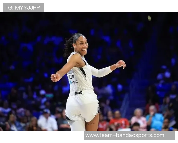 阿德巴约强调阿贾总决赛领先优势不容忽视全队保持高度专注状态 阿德巴约强调阿贾总决赛领先优势不容忽视全队保持高度专注状态