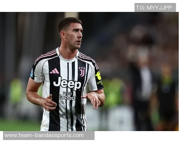 AJ格林谈状态回暖:上场时间保障让我重拾自信三分球命中率完美表现 AJ格林谈状态回暖:上场时间保障让我重拾自信三分球命中率完美表现