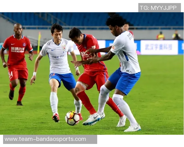 山东旧将塔尔德利:借金元时代契机实现人生逆袭与职业新篇章 山东旧将塔尔德利:借金元时代契机实现人生逆袭与职业新篇章