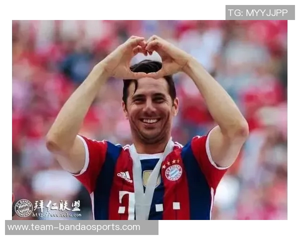 拜仁慕尼黑宣布皮萨罗启程亚洲行即将抵达成都展开活动