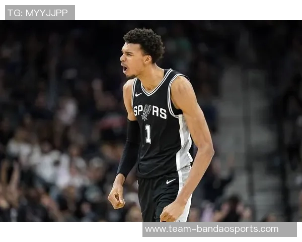 贝弗利称文班实力可媲美联盟前六健康状态下马刺有望赢得47到48场比赛