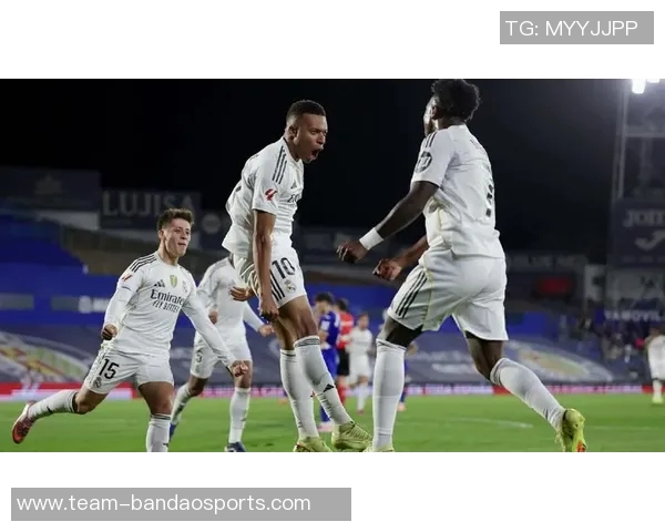 居莱尔助攻姆巴佩四次领跑西甲助攻榜展现默契配合 居莱尔助攻姆巴佩四次领跑西甲助攻榜展现默契配合