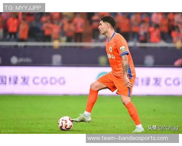 李小恒回顾25赛季表现出色期待在26年迎接更多挑战与机遇 李小恒回顾25赛季表现出色期待在26年迎接更多挑战与机遇