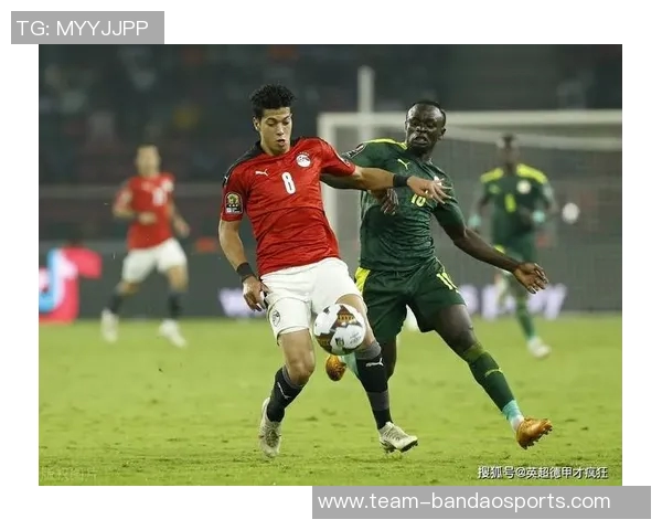 马内怒斥萨拉赫不传球事件解释称并非故意是因为没看到我